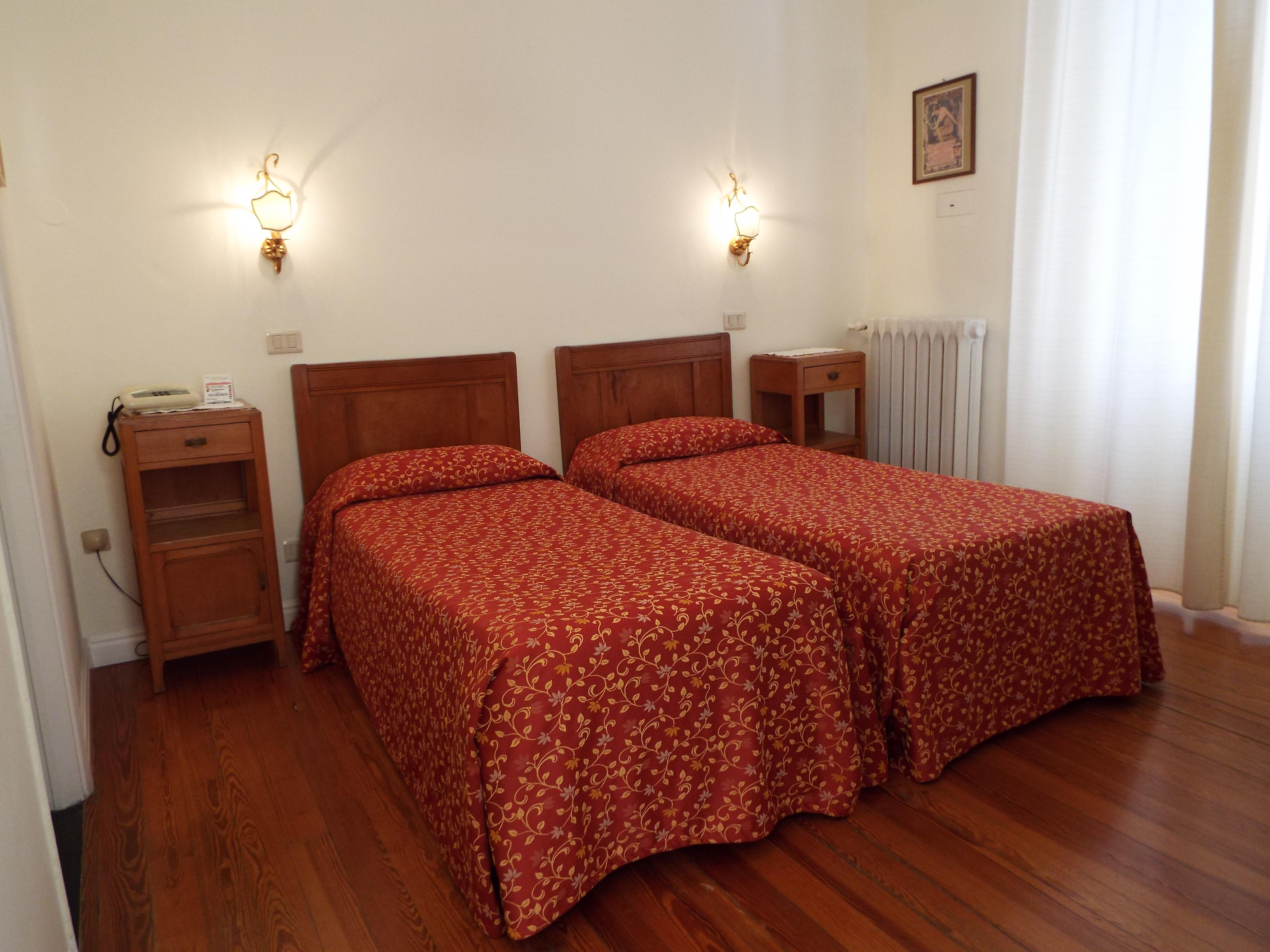 Canali - Le Cinque Terre 4*